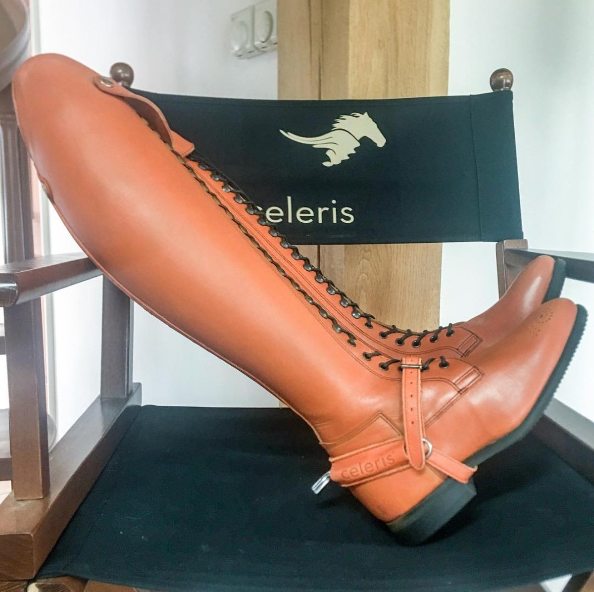 BIA
/ Hermes Orange / Plain foot