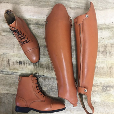 JOANA AND CHEVAL / Orange