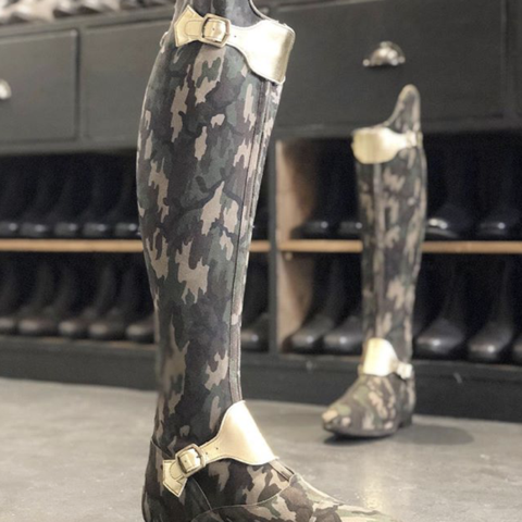 POLO / Military green with gold accents